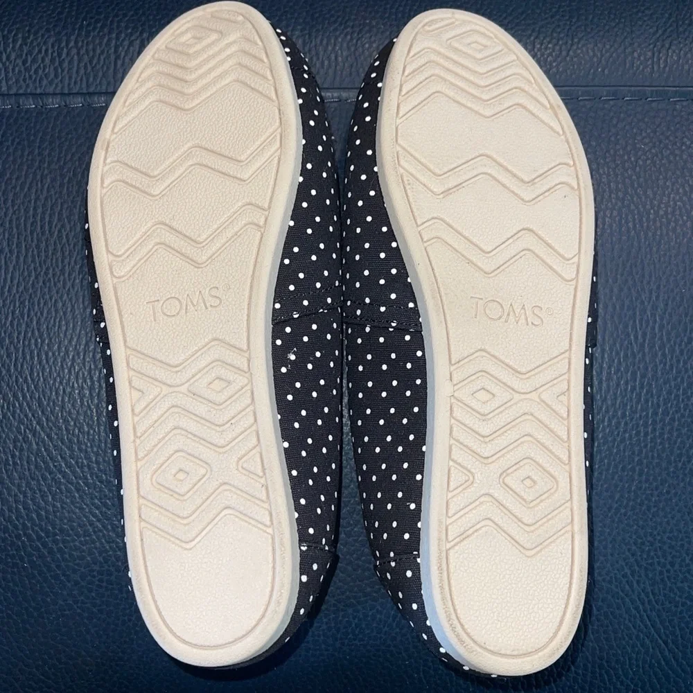 TOMS Classic Shoes Polka Dot Black Women's Slip-On Shoes Size 8 Espadrilles